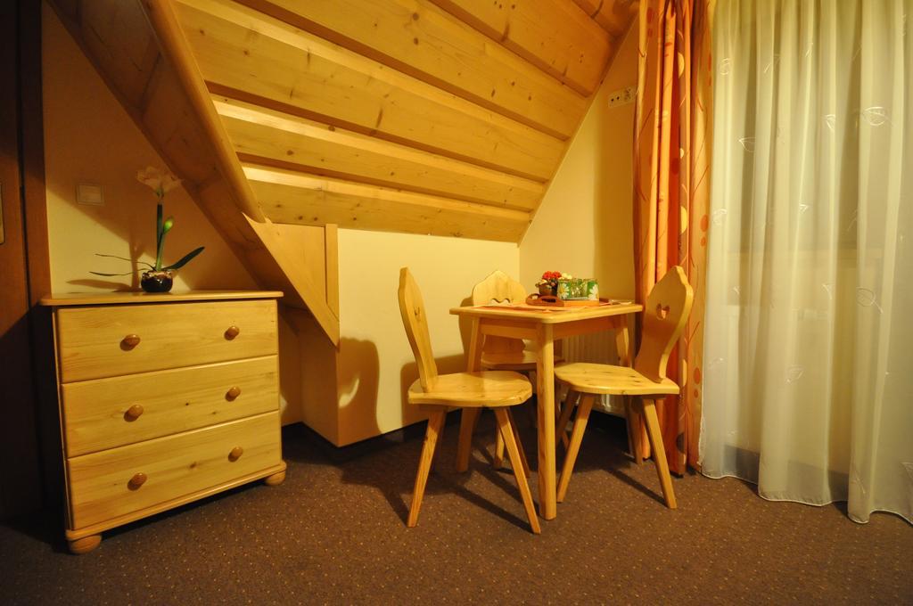 Willa Marysienka Zakopane Zimmer foto
